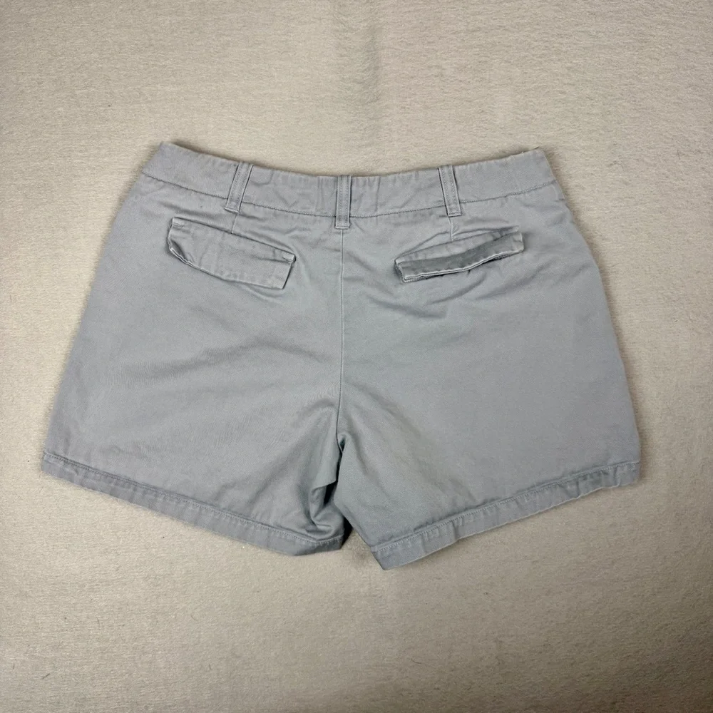 J.Crew Women’s Gray Chino Shorts Size 2 Mid Rise